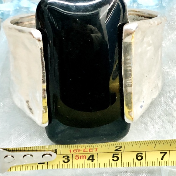 “Solid and Bold” silvertone hammered finish bangle - Picture 2 of 7